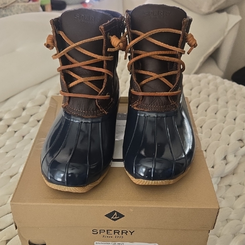 Sperry Navy and Brown Leather Duck Boots with Tan Laces
